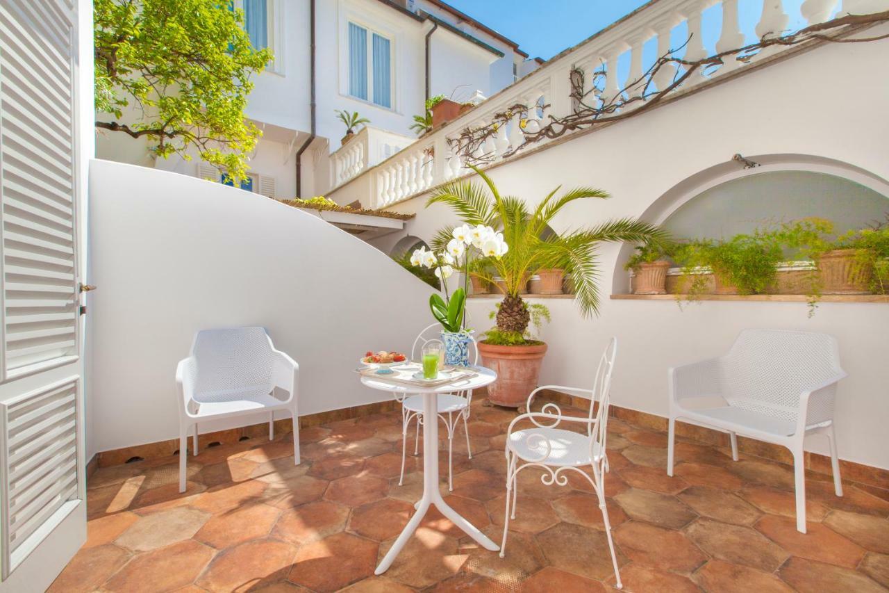 Relais Villa Savarese Sant'Agnello Exterior foto